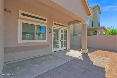Exterior - 138 W El Freda Rd, Tempe, AZ 85284 photo 10 of 10
