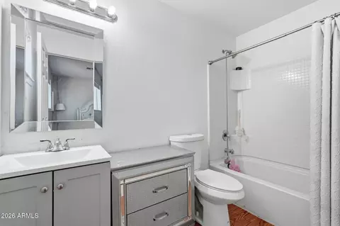 Bath - 337 E 9th Ave, Mesa, AZ 85210 photo 2 of 2