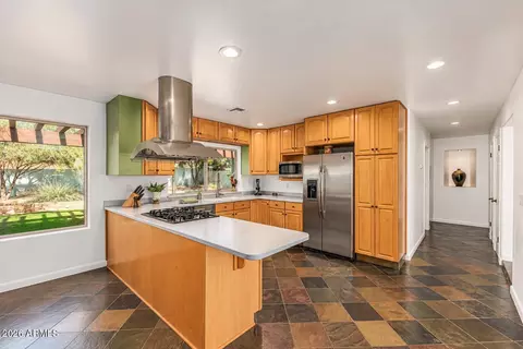Kitchen - 142 E Voltaire Ave, Phoenix, AZ 85022 photo 4 of 4