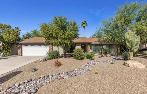 Exterior - 142 E Voltaire Ave, Phoenix, AZ 85022 photo 2 of 6