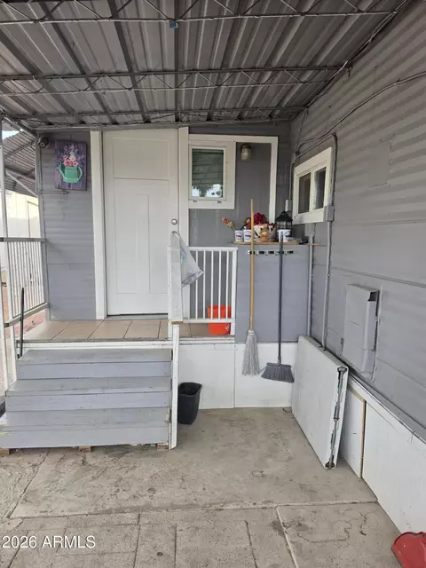 5207 N Black Canyon Hwy #48, Phoenix, AZ 85015