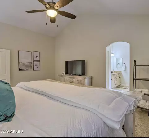 Bedroom - 4390 E Burning Tree Loop, Flagstaff, AZ 86004 photo 1 of 3