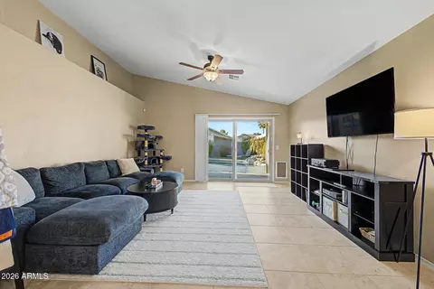 Living - 1044 W Heather Ave, Gilbert, AZ 85233 photo 1 of 1