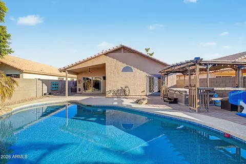 Exterior - 1044 W Heather Ave, Gilbert, AZ 85233 photo 5 of 6
