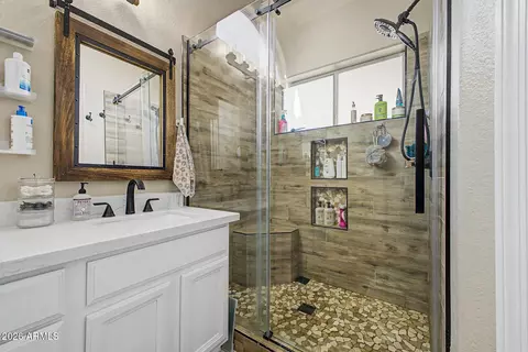 Bath - 1044 W Heather Ave, Gilbert, AZ 85233 photo 2 of 3