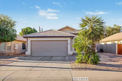 Exterior - 1044 W Heather Ave, Gilbert, AZ 85233 photo 2 of 6