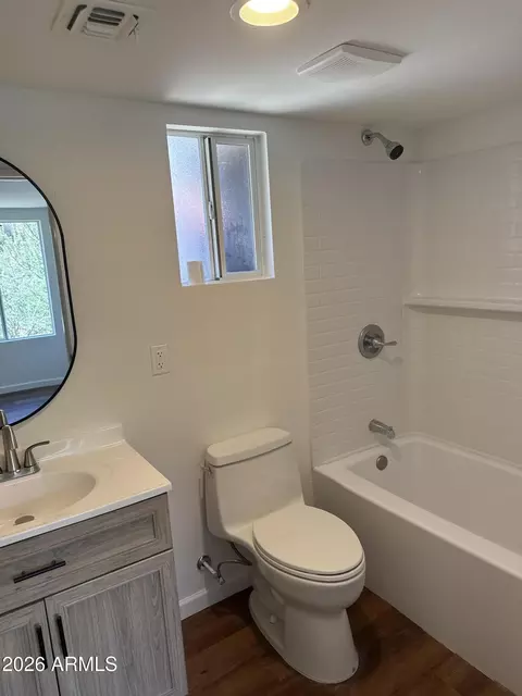 Bath - 642 W Eagles Blf, Globe, AZ 85501 photo 3 of 3