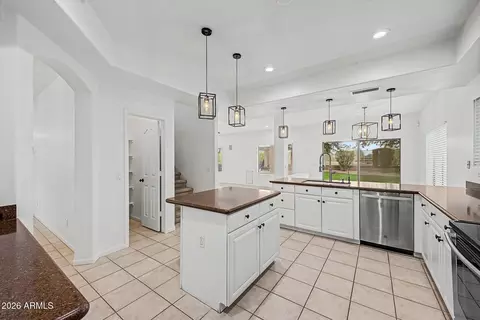 Kitchen - 4331 E Prickly Pear Trl, Phoenix, AZ 85050 photo 3 of 3