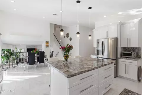 Kitchen - 4553 E Carolina Dr, Phoenix, AZ 85032 photo 4 of 4