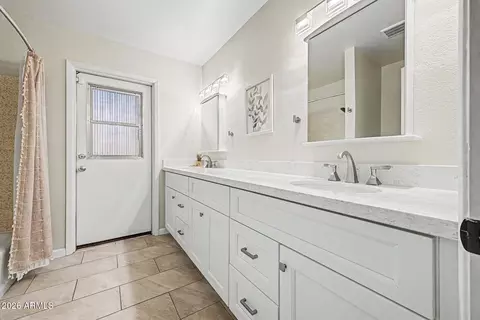Bath - 1822 E Tulane Dr, Tempe, AZ 85283 photo 3 of 4