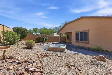 Exterior - 1795 S Cole Dr, Gilbert, AZ 85295 photo 4 of 8
