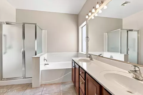 Bath - 1795 S Cole Dr, Gilbert, AZ 85295 photo 3 of 5