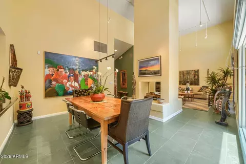 Dining - 3047 E Stella Ln, Phoenix, AZ 85016 photo 2 of 3