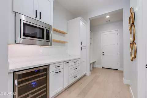 Other - 3802 E Highland Ave, Phoenix, AZ 85018 photo 1 of 10