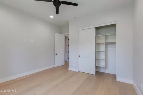 Bedroom - 3802 E Highland Ave, Phoenix, AZ 85018 photo 4 of 5
