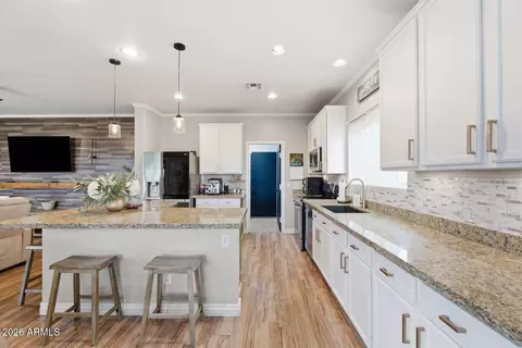 4513 E Whitehall Dr, San Tan Valley, AZ 85140