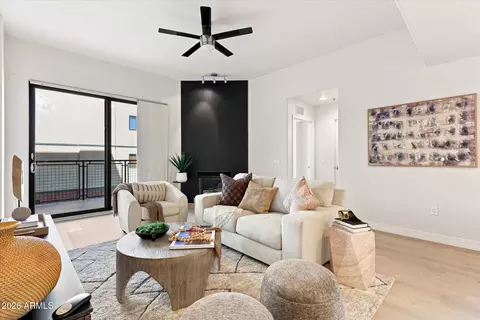 2302 N Central Ave #313, Phoenix, AZ 85004
