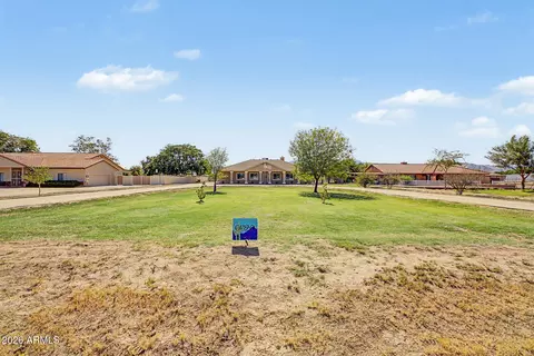 6620 N 185th Ave, Waddell, AZ 85355
