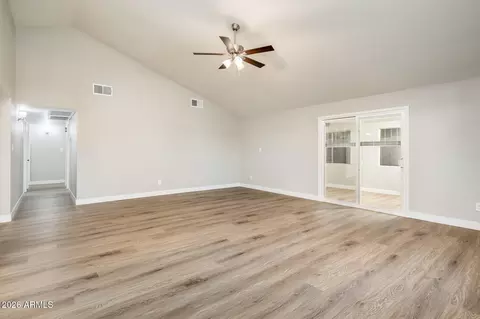 Living - 4031 E Nancy Ln, Phoenix, AZ 85042 photo 4 of 5