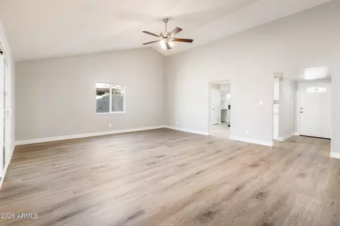 Living - 4031 E Nancy Ln, Phoenix, AZ 85042 photo 2 of 5