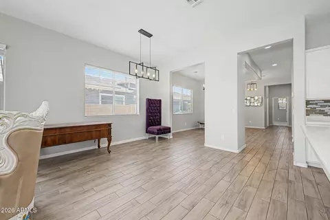 Entry Way - 3161 E Bloomfield Pkwy, Gilbert, AZ 85296 photo 4 of 7