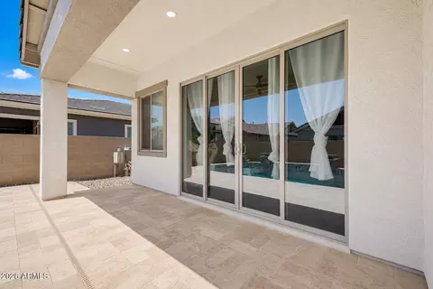 Exterior - 3161 E Bloomfield Pkwy, Gilbert, AZ 85296 photo 5 of 7