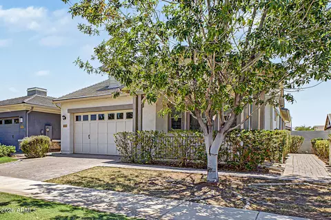 Exterior - 3161 E Bloomfield Pkwy, Gilbert, AZ 85296 photo 3 of 7