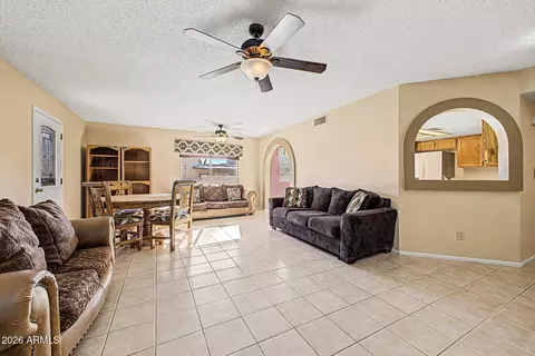 Living - 7006 E Jensen St #173, Mesa, AZ 85207 photo 1 of 2
