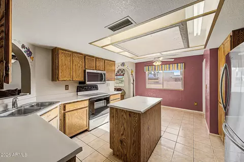 Kitchen - 7006 E Jensen St #173, Mesa, AZ 85207 photo 1 of 3