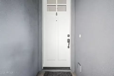 Entry Way - 3017 E Bloomfield Pkwy, Gilbert, AZ 85296 photo 1 of 5