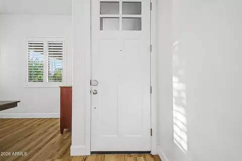 Entry Way - 3017 E Bloomfield Pkwy, Gilbert, AZ 85296 photo 2 of 5