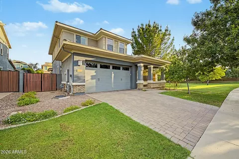 Exterior - 3017 E Bloomfield Pkwy, Gilbert, AZ 85296 photo 6 of 24
