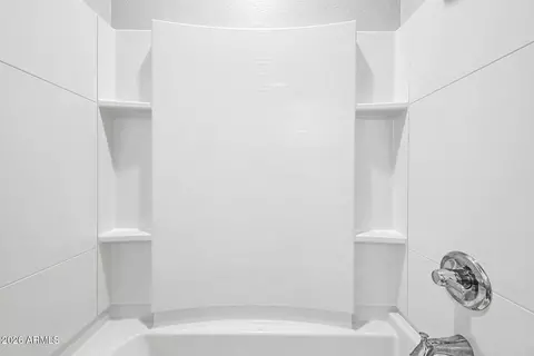 Bath - 3017 E Bloomfield Pkwy, Gilbert, AZ 85296 photo 5 of 5