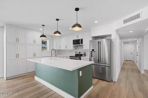 Kitchen - 1506 E Broadmor Dr, Tempe, AZ 85282 photo 4 of 4