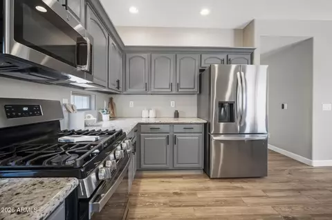 Kitchen - 3377 E Mayberry Ave, Gilbert, AZ 85297 photo 6 of 6