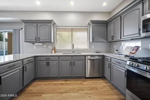 Kitchen - 3377 E Mayberry Ave, Gilbert, AZ 85297 photo 4 of 6