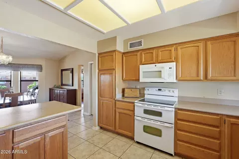 8243 E Nopal Ave, Mesa, AZ 85209 photo 8