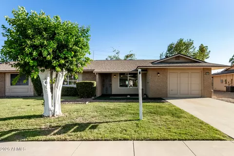 11035 W Tonada Dr, Sun City, AZ 85351