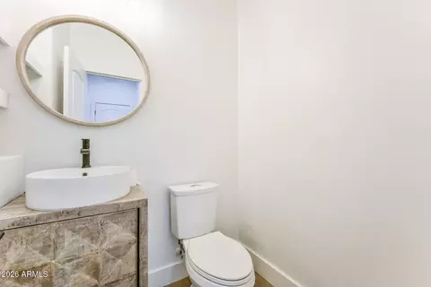 Bath - 2732 E Tamarisk St, Gilbert, AZ 85296 photo 3 of 3