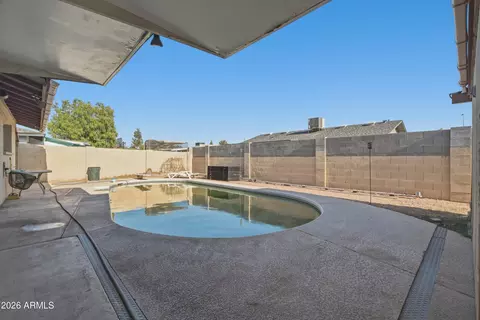 Exterior - 703 E Carmen St, Tempe, AZ 85283 photo 3 of 4