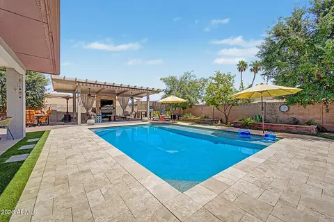 Exterior - 1711 E Grandview St, Mesa, AZ 85203 photo 2 of 20