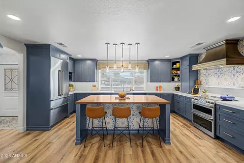Kitchen - 1711 E Grandview St, Mesa, AZ 85203 photo 2 of 5