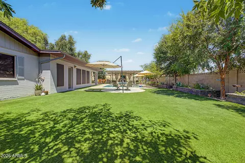 Exterior - 1711 E Grandview St, Mesa, AZ 85203 photo 10 of 20