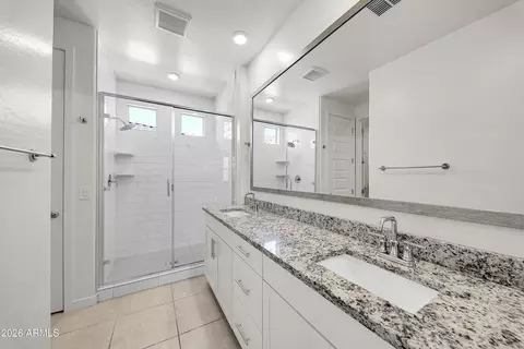 Bath - 683 N Abalone Dr, Gilbert, AZ 85233 photo 3 of 3