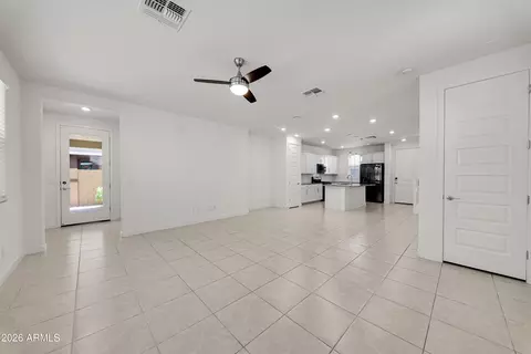 Living - 683 N Abalone Dr, Gilbert, AZ 85233 photo 2 of 5