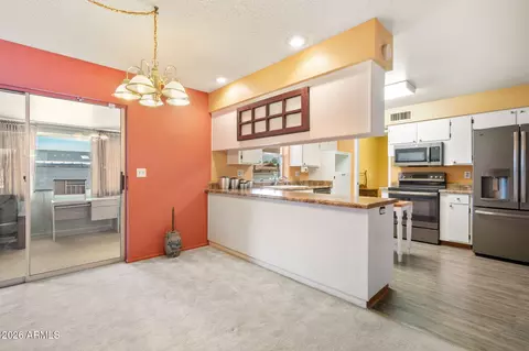 Dining - 4733 E Florian Cir, Mesa, AZ 85206 photo 1 of 2