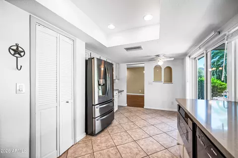 Kitchen - 324 W Willow Ave, Phoenix, AZ 85029 photo 6 of 6
