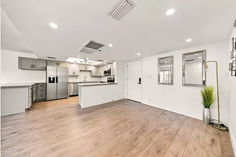 7940 E Camelback Rd #604, Scottsdale, AZ 85251