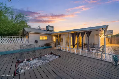 Exterior - 3834 E Indian School Rd, Phoenix, AZ 85018 photo 5 of 13
