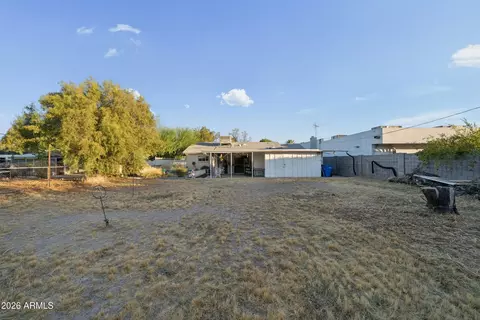 Exterior - 3834 E Indian School Rd, Phoenix, AZ 85018 photo 12 of 13
